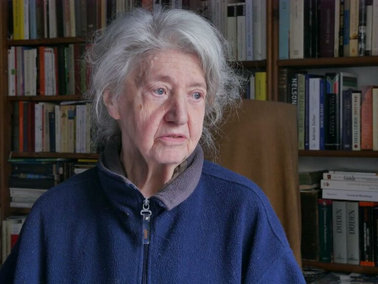 Esther Peter-Davis